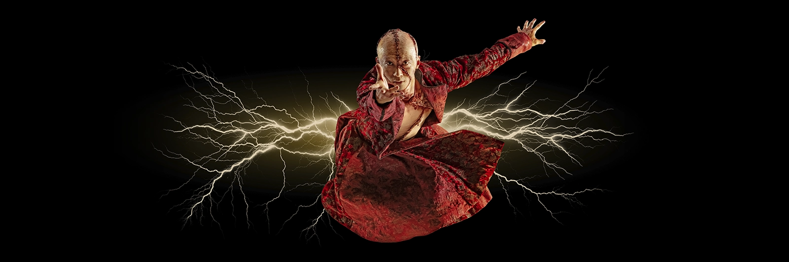Wei Wang as the Creature in Scarlett's Frankenstein // © San Francisco Ballet, photo by RJ Muna