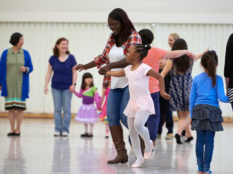 San Francisco Ballet's Sensory Friendly Family workshop. (© Erik Tomasson)