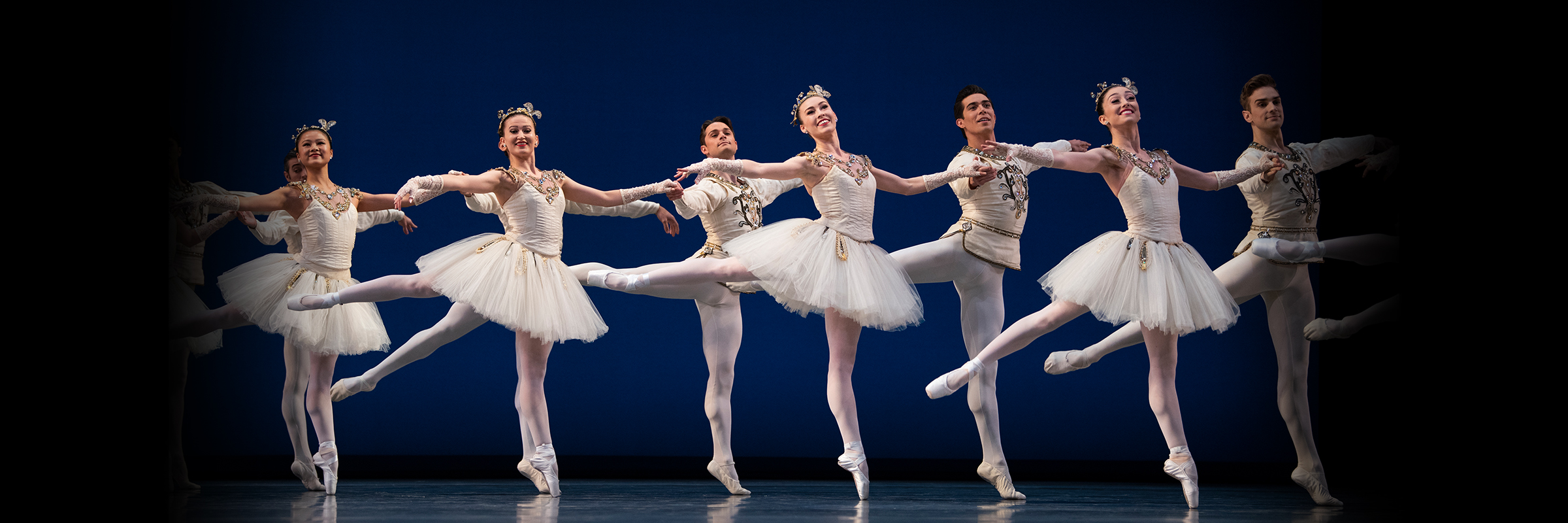 San Francisco Ballet in Possokhov's Classical Symphony. (© Erik Tomasson)