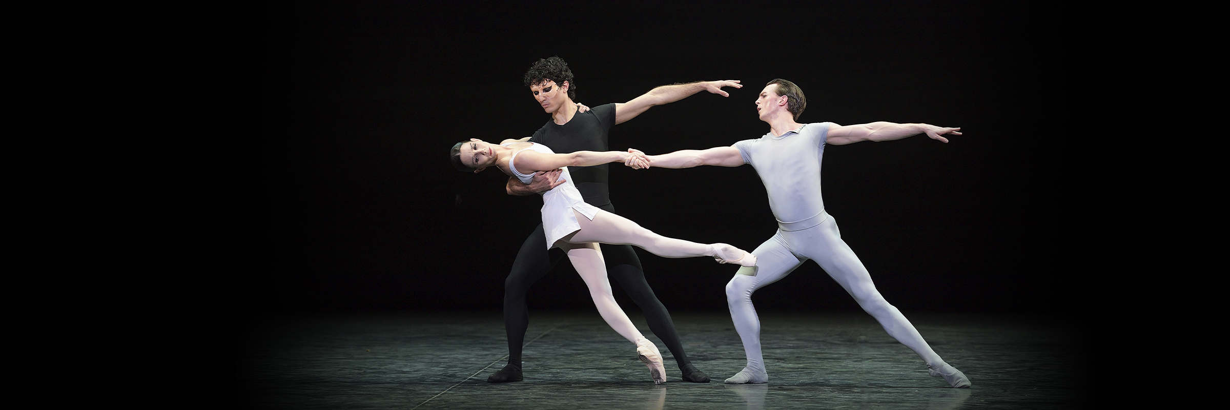 Tamara Rojo, Joseph Caley, and Fernando Carratalá Coloma in English National Ballet in Song of the Earth by Kenneth MacMillan // © Laurent Liotardo