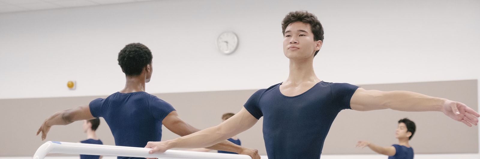 San Francisco Ballet School Trainees during Open House 2023 // © San Francisco Ballet, photo by Lindsey Rallo