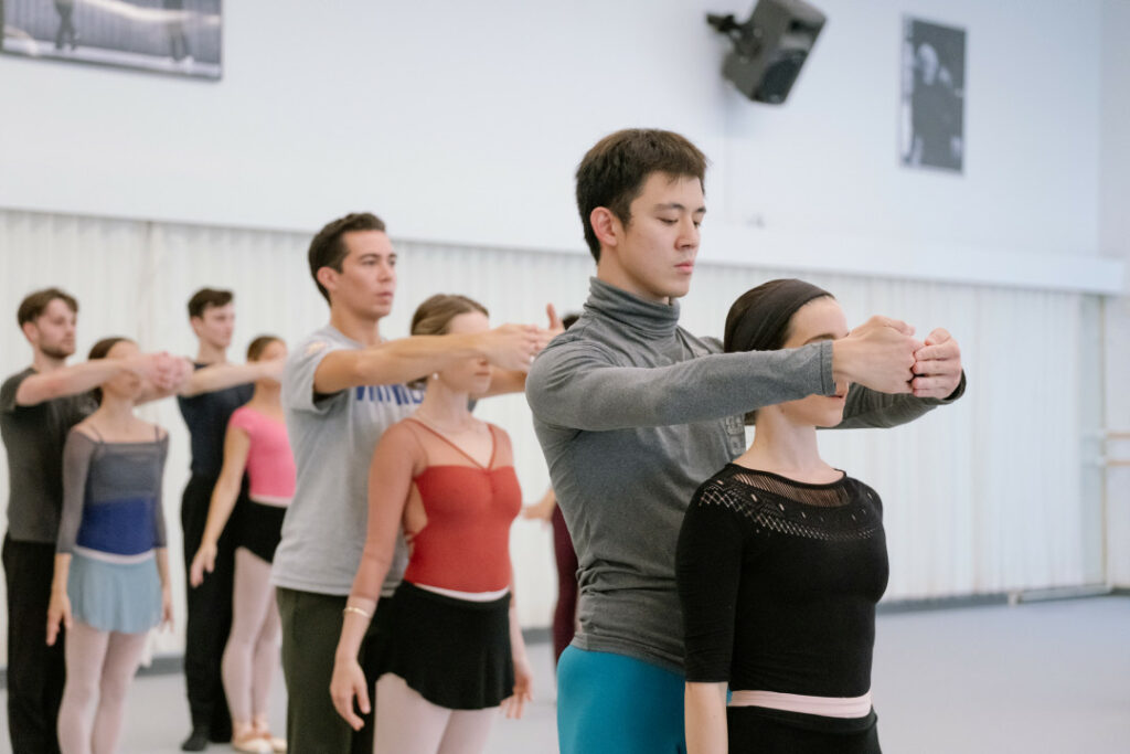 San Francisco Ballet rehearsing MacMillan's Song of the Earth // © San Francisco Ballet, photo by Lindsey Rallo