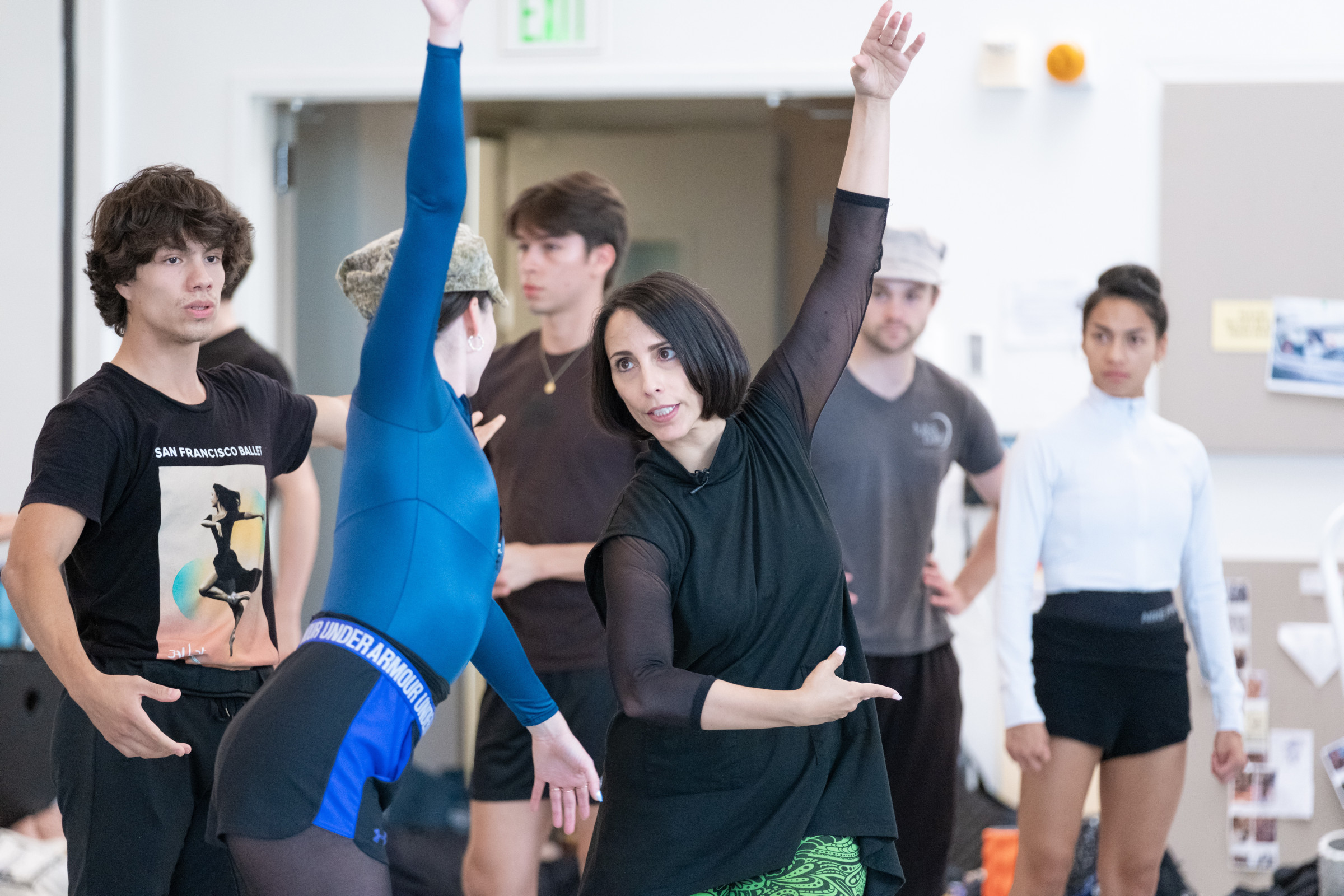 Annabelle Lopez Ochoa and San Francisco Ballet rehearsing Lopez Ochoa's Broken Wings