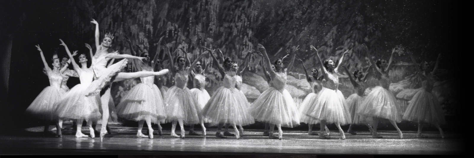 "Land of the Snow" scene featuring a dancer as Queen of the Snow and other dancers as Snowflakes in in Lew Christensen's "Nutcracker" (with additional choreography and staging by Willam Christensen and Helgi Tomasson) 1987.