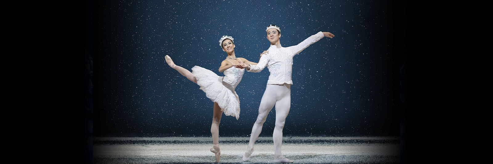 Jasmine Jimison and Mingxuan Wang in Tomasson's Nutcracker // © Reneff-Olson Productions