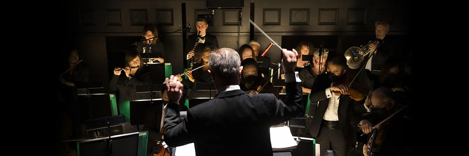 San Francisco Ballet Orchestra performing at San Francisco Ballet Opening Night Gala 2022 // © Drew Altizer Photography