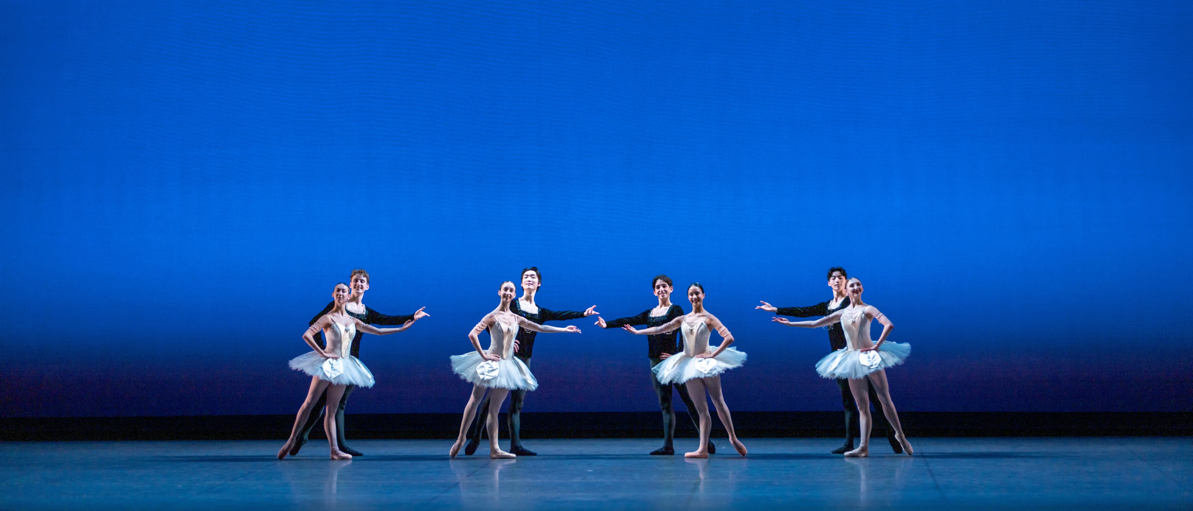 San Francisco Ballet School Students in an excerpt from Act III of Rojo's Raymonda // © Lindsay Thomas