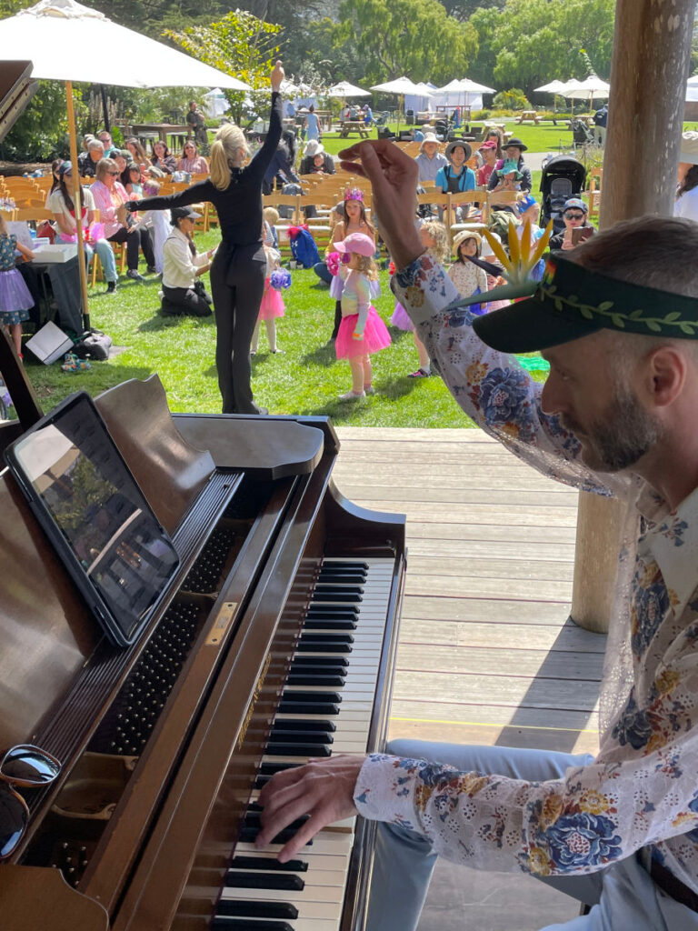 SF Ballet School pianist Danny Sullivan and faculty member Kristi DeCaminada lead a Family Dance-Along at 2024 Flower Piano at SF Botanical Garden