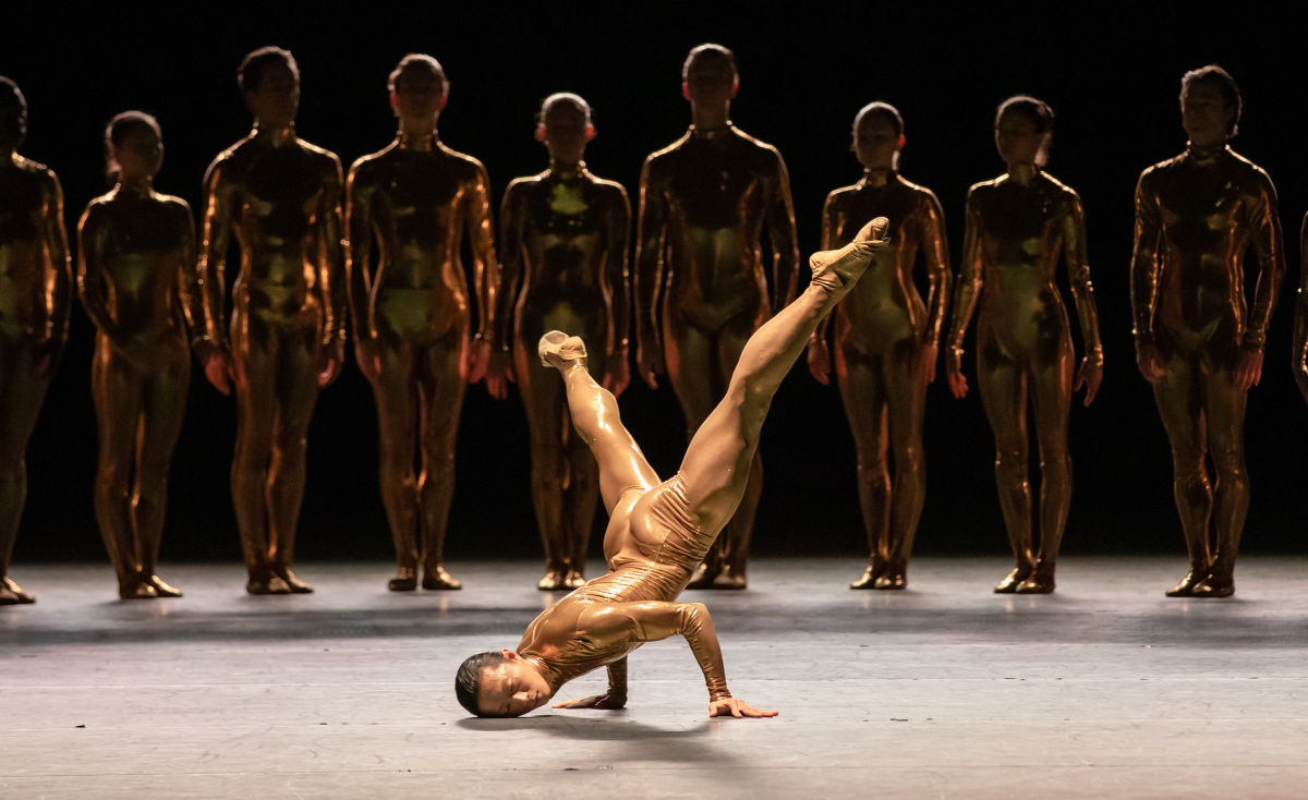 Wei Wang and San Francisco Ballet in Aszure Barton and Sam Shepherd's Mere Mortals