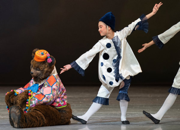 San Francisco Ballet School Students in Tomasson's Nutcracker // © Erik Tomasson