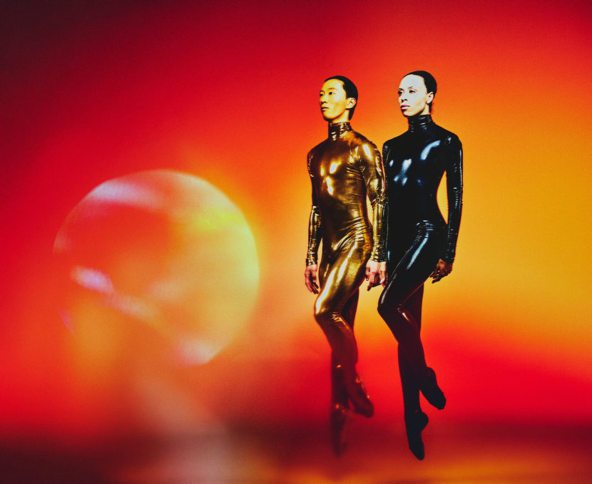 Nikisha Fogo as Pandora and Wei Wang as Hope from Aszure Barton and Sam Shepherd's Mere Mortals // © Studio Schuller for San Francisco Ballet