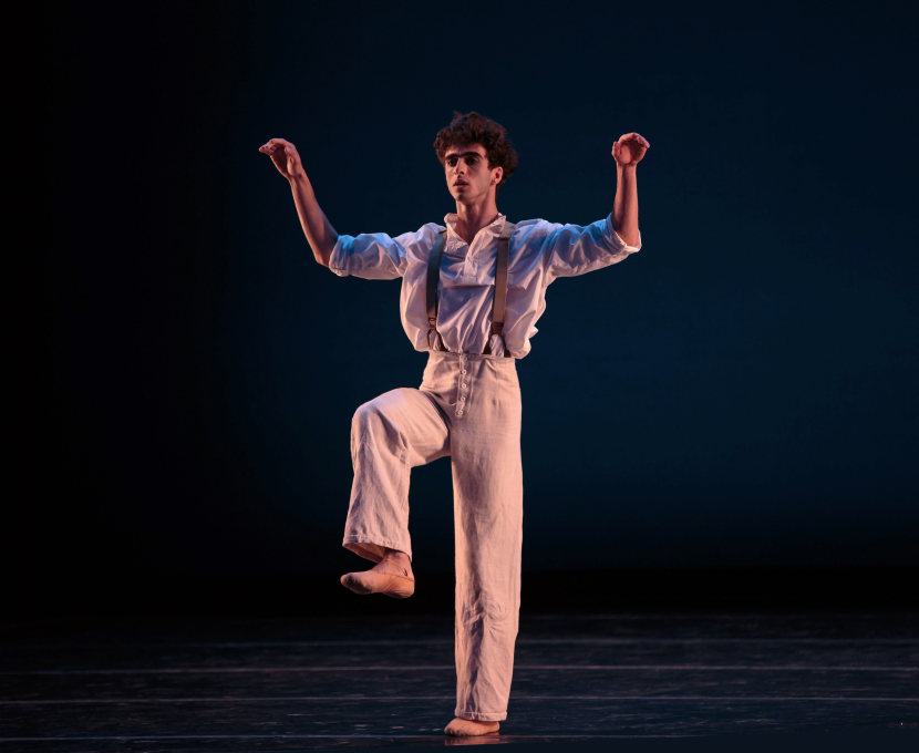 San Francisco Ballet School student in Neumeier's Yondering // © Chris Hardy