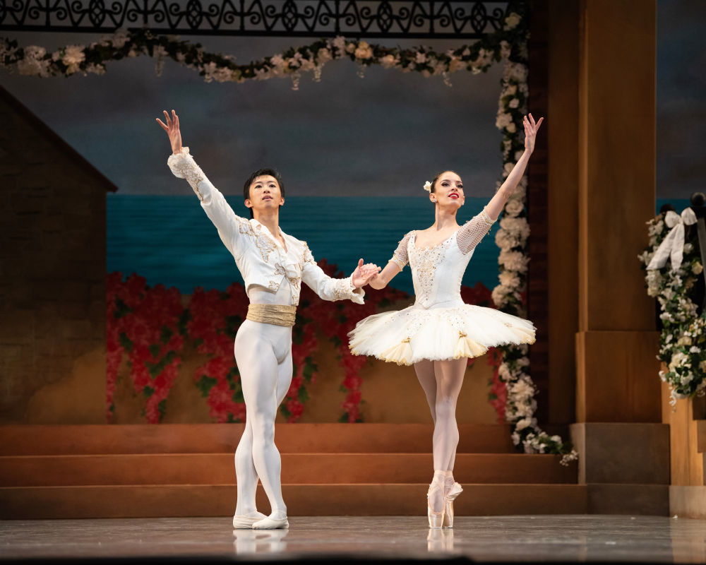 Dores André and Wei Wang in Tomasson/Possokhov's Don Quixote // © Erik Tomasson
