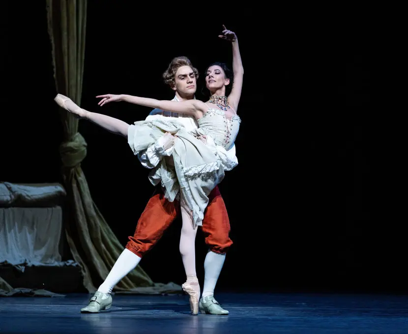 Jasmine Jimison and Myles Thatcher in MacMillan's Manon // © Lindsay Thomas